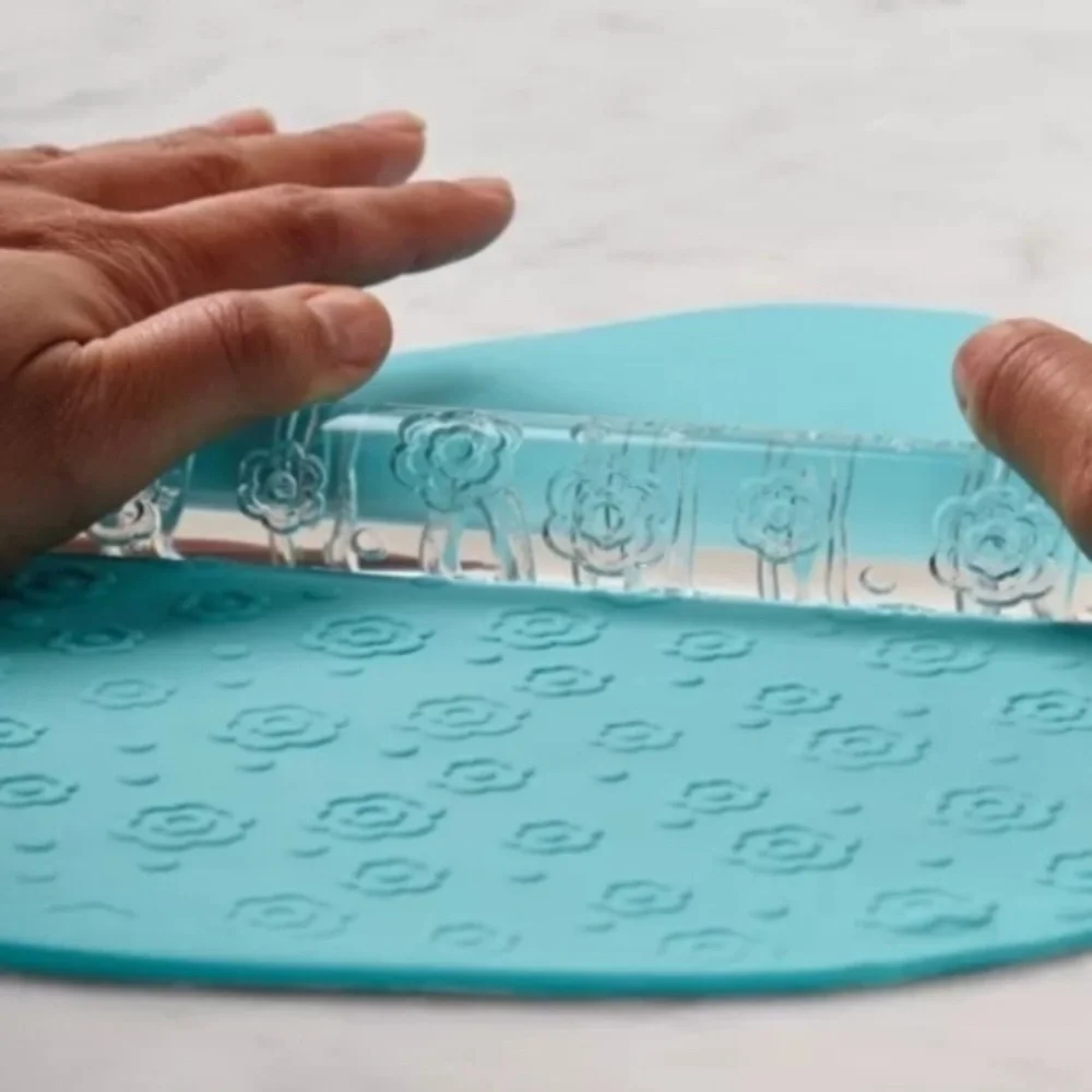 Embossed Fondant Rolling Pin by Cake Boss…